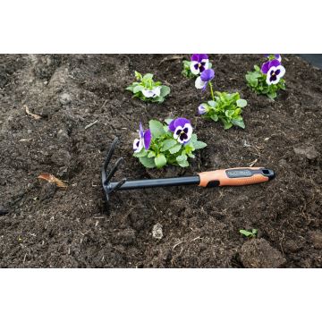 BLACK+DECKER - Bêche de jardin avec décompacteur à trois dents 30 cm