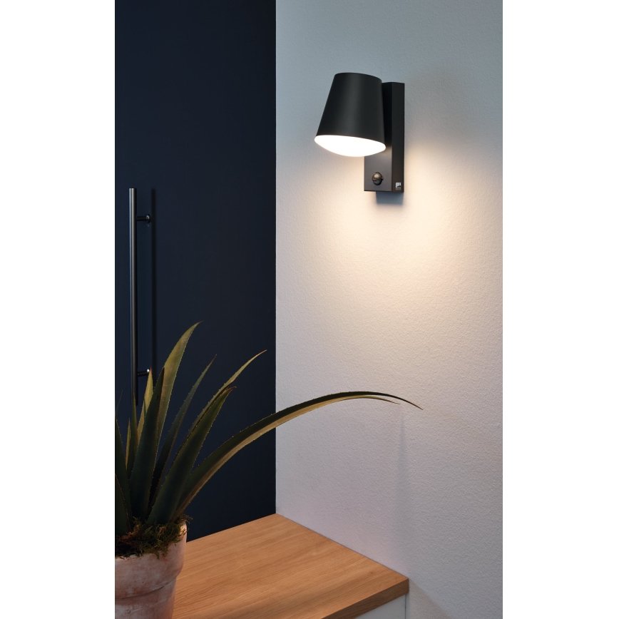 Eglo - Buiten wandlamp met sensor 1xE27/10W/230V IP44